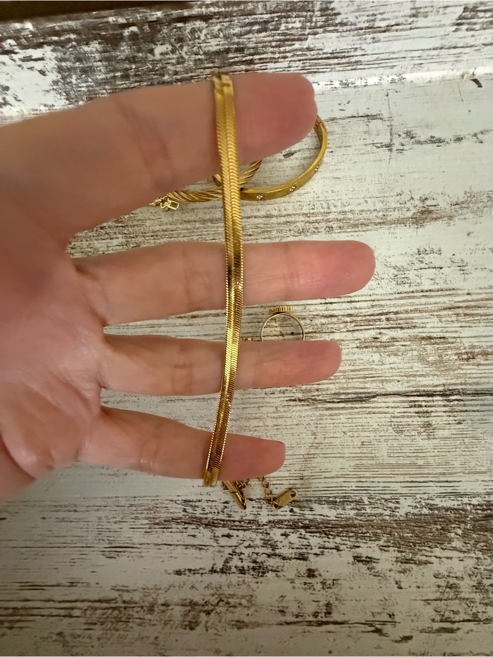 6 pcs Boutique Gold-Plated Jewelry Bundle - Picture 7 of 8